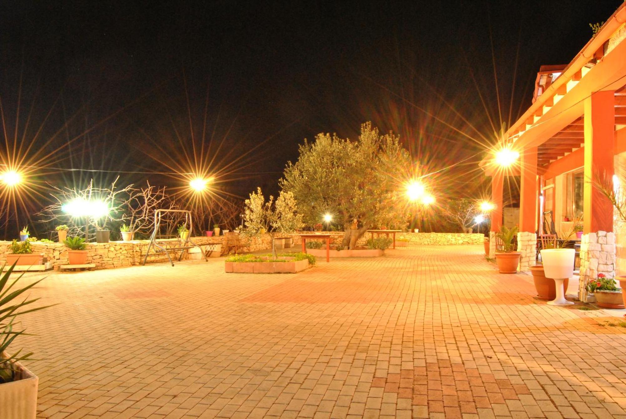 Agriturismo La Ferrovia Molfetta Ngoại thất bức ảnh
